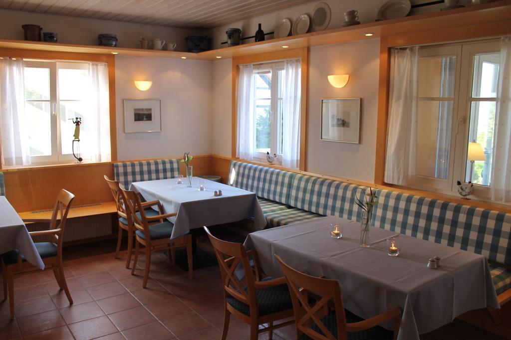 H.W.S. Hotel Der Wilde Schwan Sagard Buitenkant foto