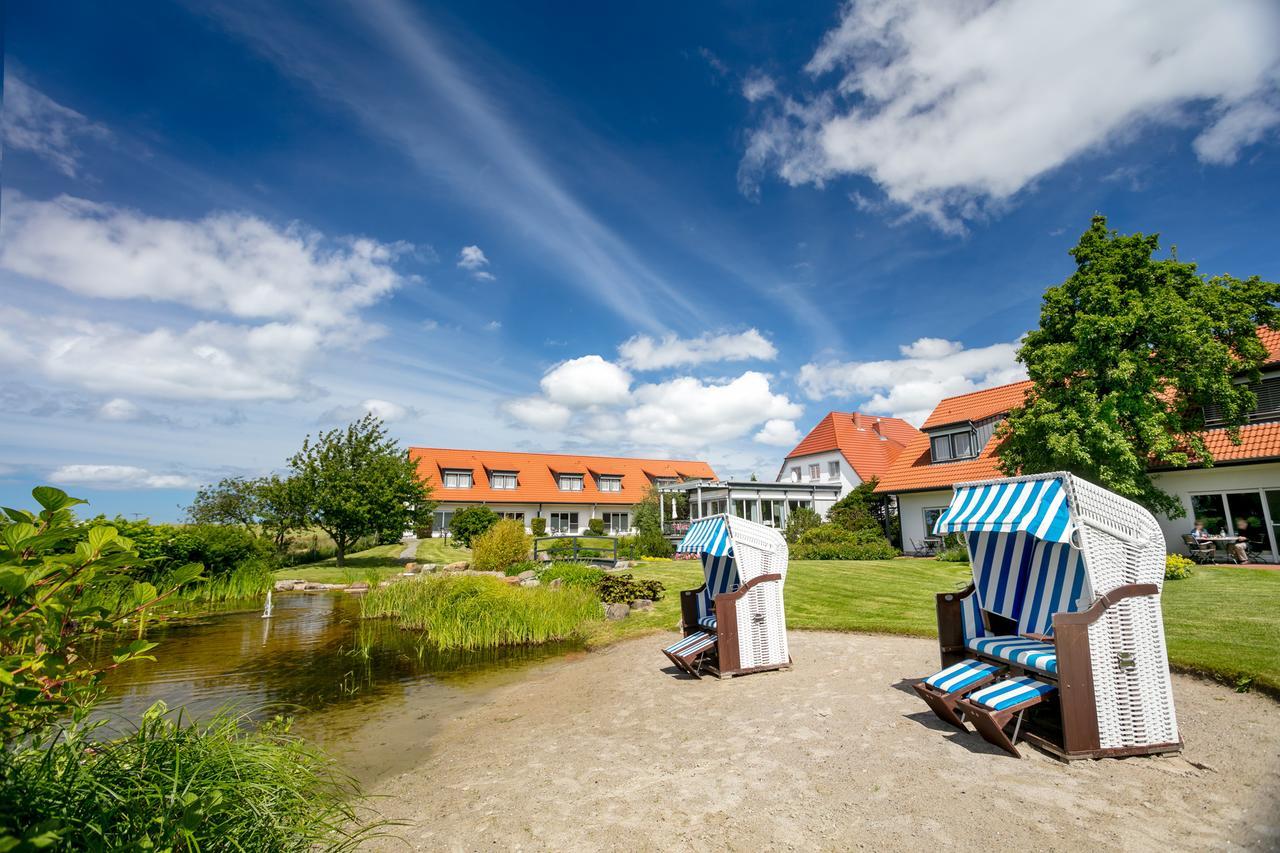 H.W.S. Hotel Der Wilde Schwan Sagard Buitenkant foto